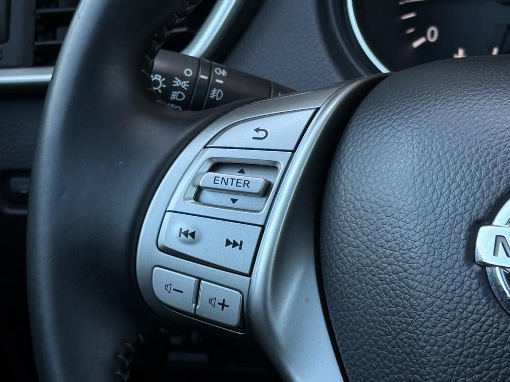 Nissan Qashqai 1.2 connect edition