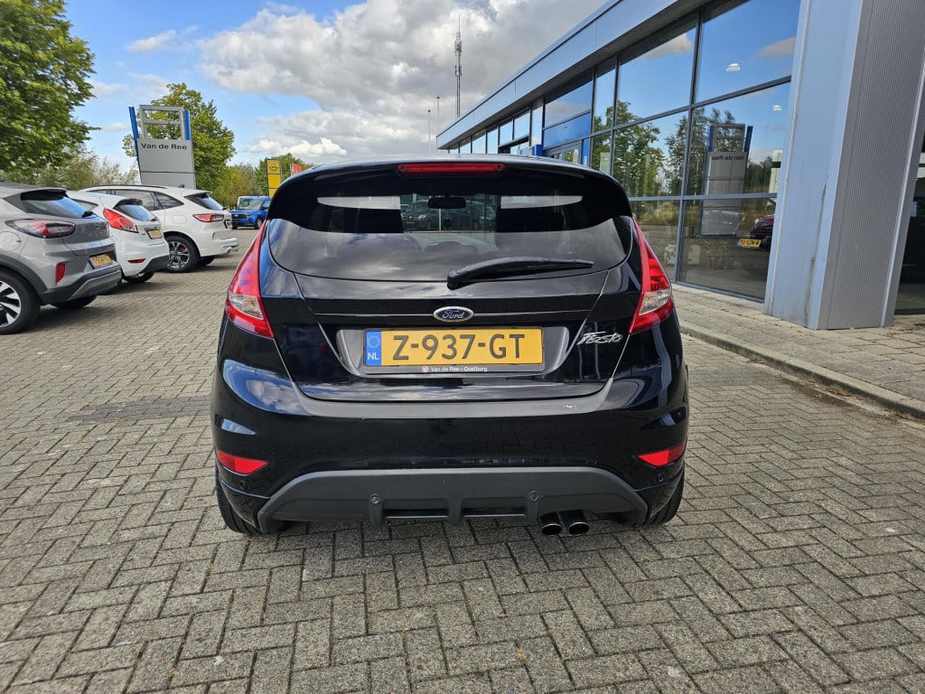 Ford Fiesta 1.6 metal