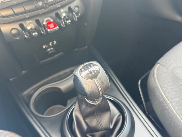 Mini Countryman mini 1.5 cooper 1.5 cooper i 136 pk l navigatie i parkeerse
