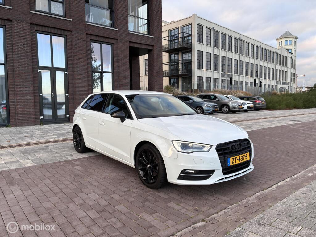 Audi A3 Sportback 1.4 TFSI CoD Pro Line km161.827 Nap 5deurs BJ2013
