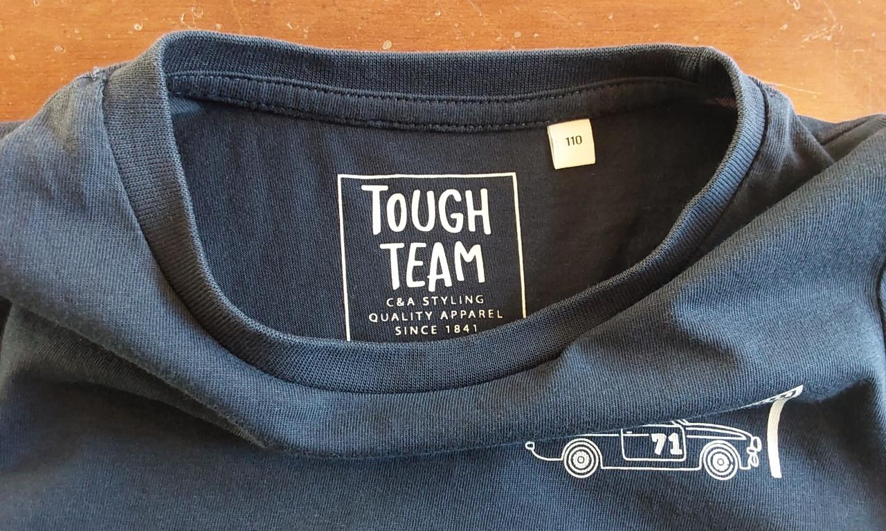 T-shirt van het merk C&A in maat 110