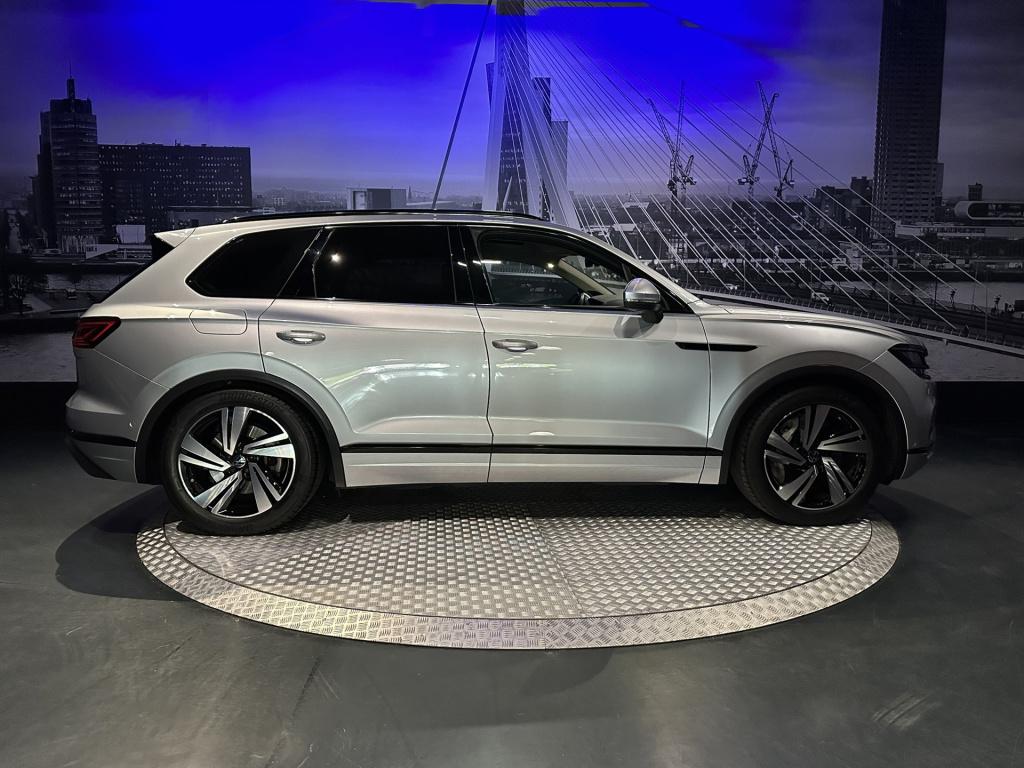Volkswagen Touareg 3.0 tsi ehybrid 4motion atmosphere *luchtvering*trekhaak