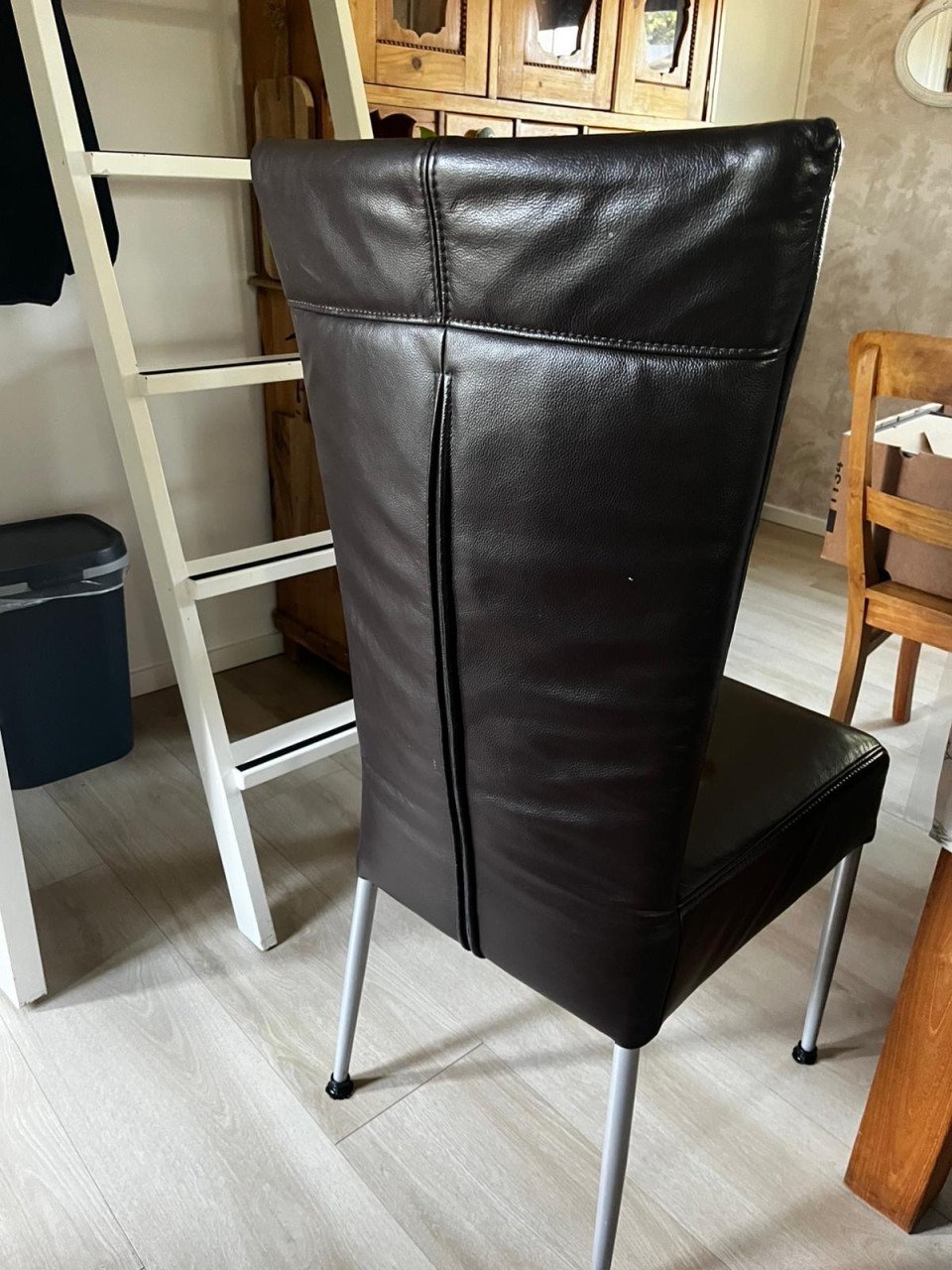 4 Leren eetkamer stoelen