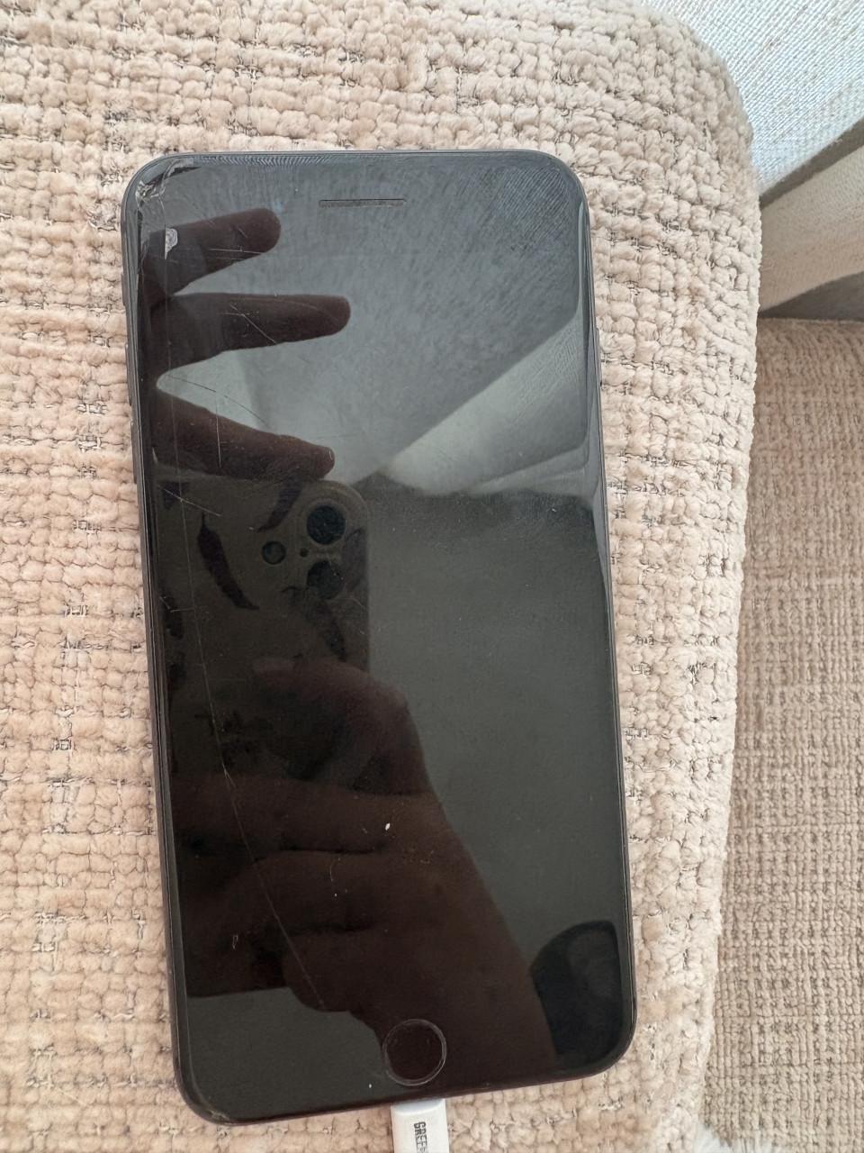 IPhone 8 Plus