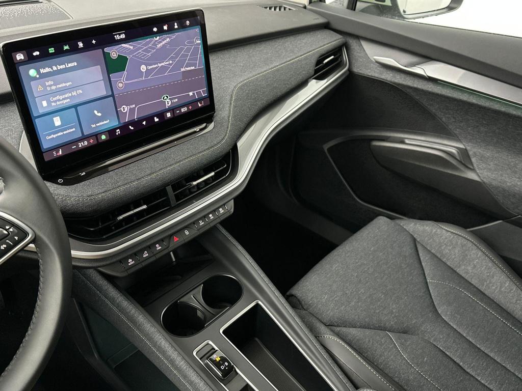 Skoda Elroq business edition tour elektromotor 210 kw / 286 pk