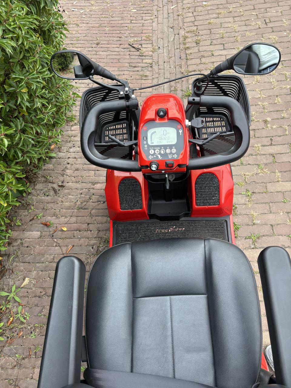 Mango Freerider F1 scootmobiel 630 KM 4wielen  snelheid