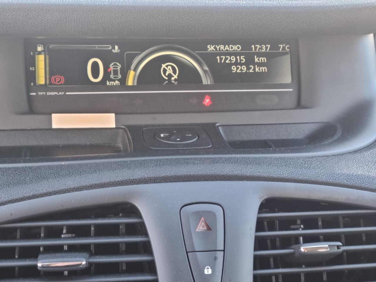 Hele mooie renault scenic 1.2tce bj 2013 172.000km