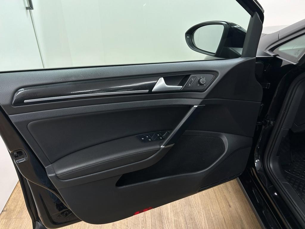 Volkswagen Golf occasion 1.4 tsi act business edition r | zwart | tweedehan