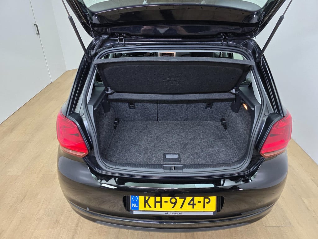 Volkswagen Polo occasion 1.0 bluemotion edition zeer zuinig met carplay rad