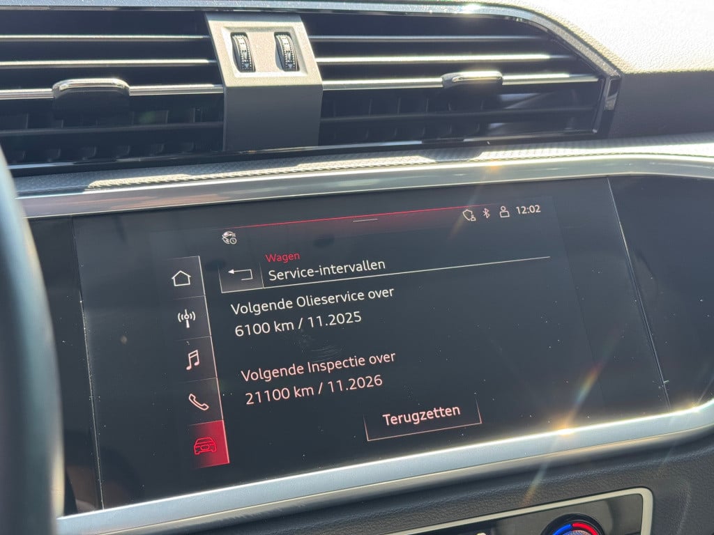 Audi Q3 35 tfsi advanced * matrix led * keyless * trekhaak