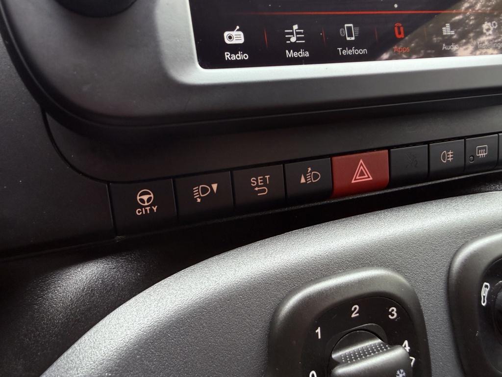 Fiat Panda 1.0 hybrid city life - carplay - android auto -