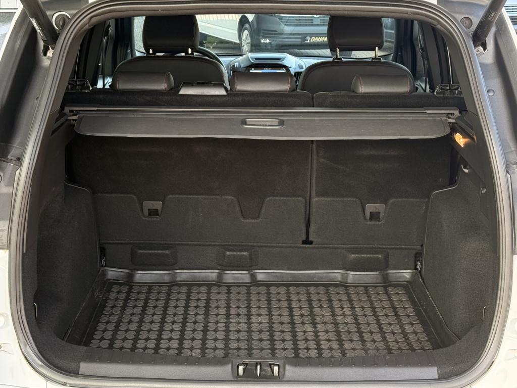 Ford Kuga 1.5 ecoboost st line | stoel/stuur verwarming | cruise | apple ca
