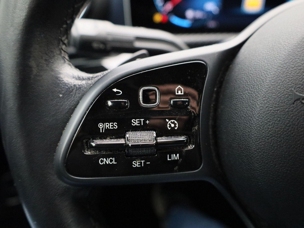 Mercedes-Benz A-Klasse 200 business solution plus | automaat | half leder |