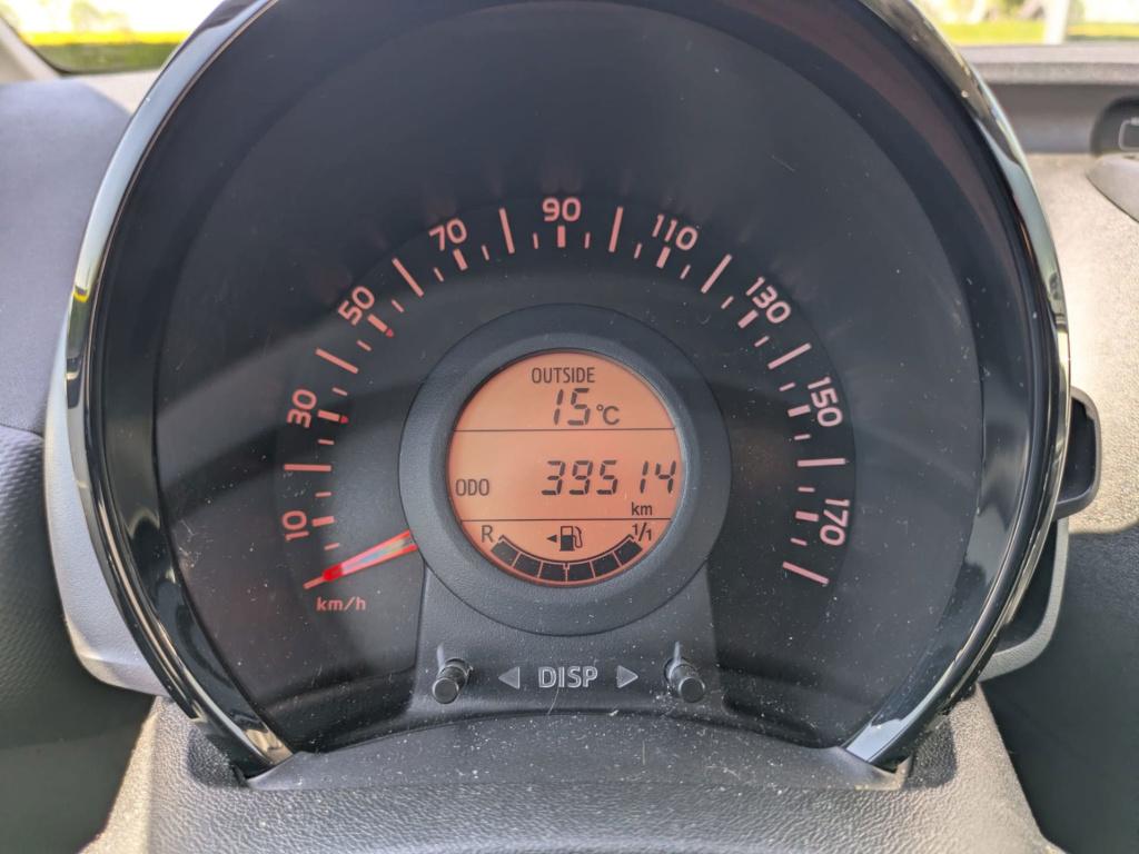 Toyota Aygo 1.0 vvt-i x-fun | 5 deurs | airco | bluetooth