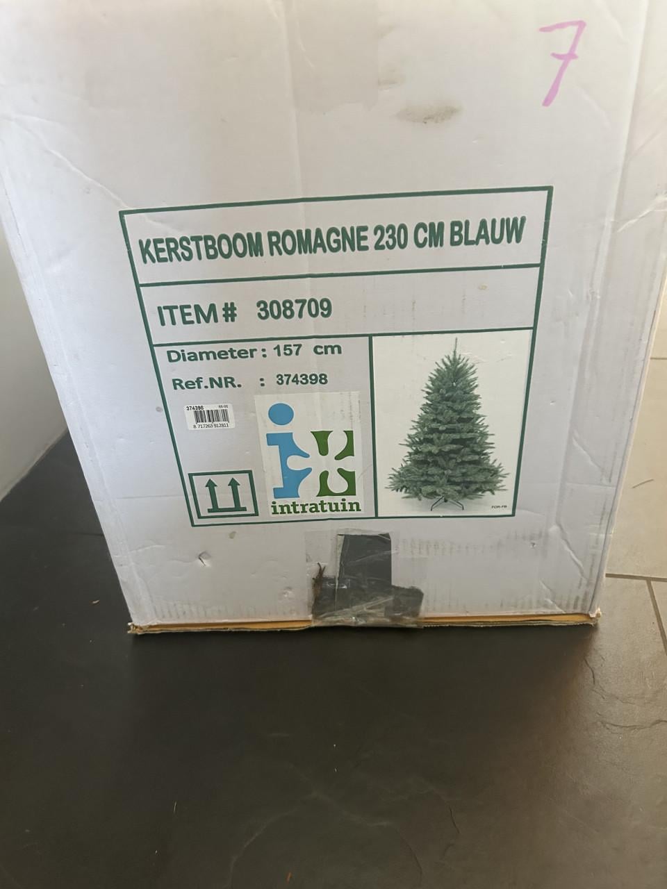 Kerstboom 2.30 Romagnes Intratuin ( nieuw 299)
