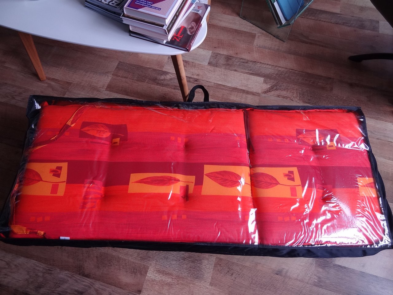 Tuinkussens , hoge rug niet verkleurd , 4 stuks