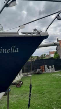 Zeilboot met trailer