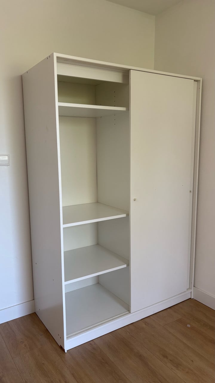 Kledingkast Kleppstad Ikea