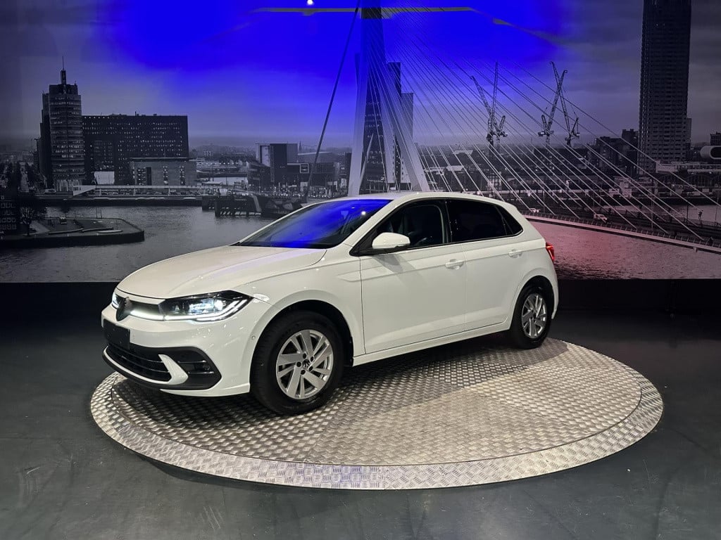 Volkswagen Polo 1.0 tsi style *iqlight*appconnect*winterpack*acc*