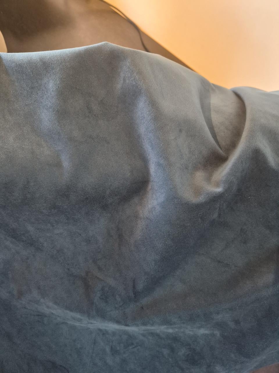 Velours stof plus minus 20 meter