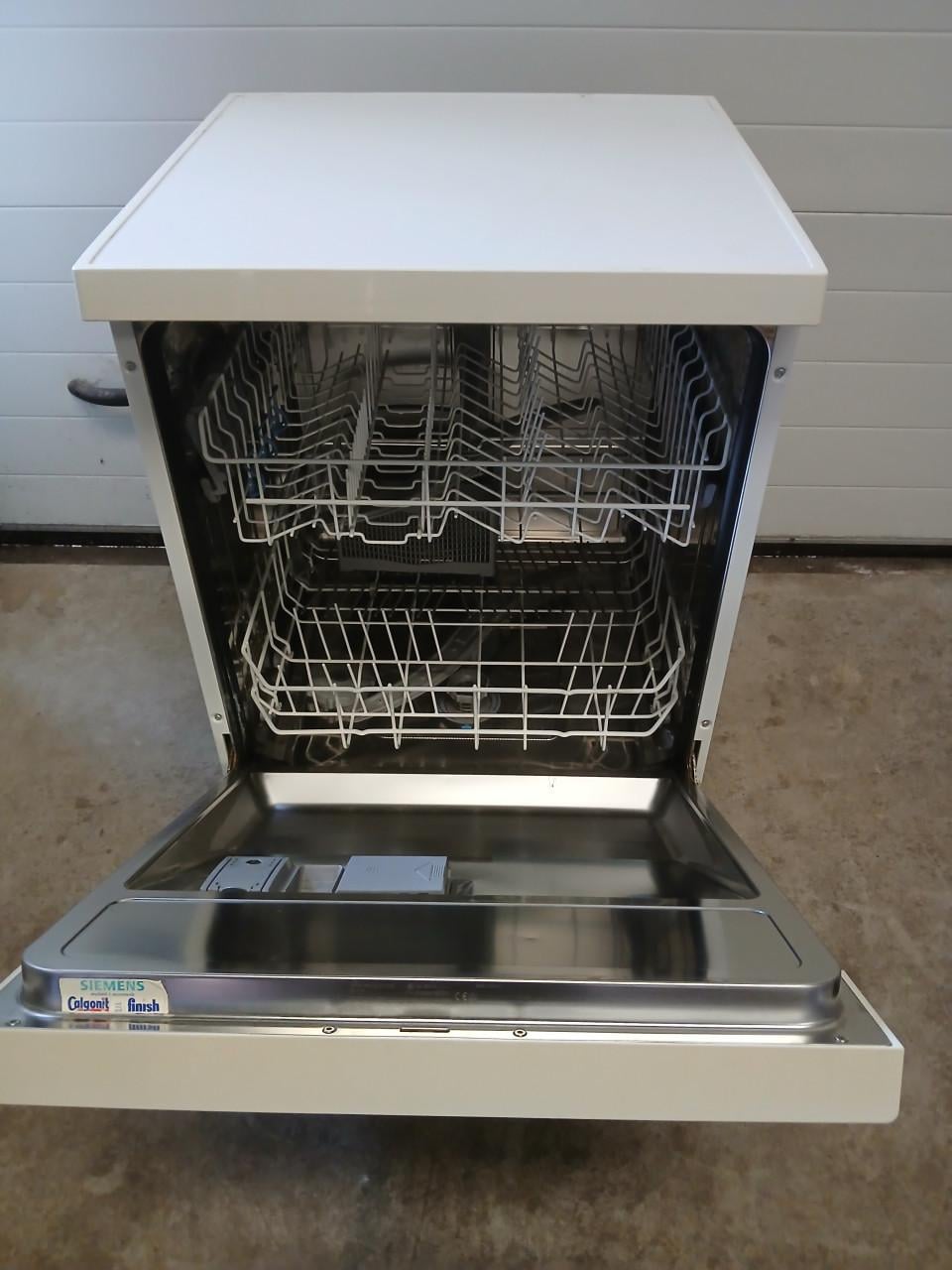 Siemens vaatwasser € 50,-