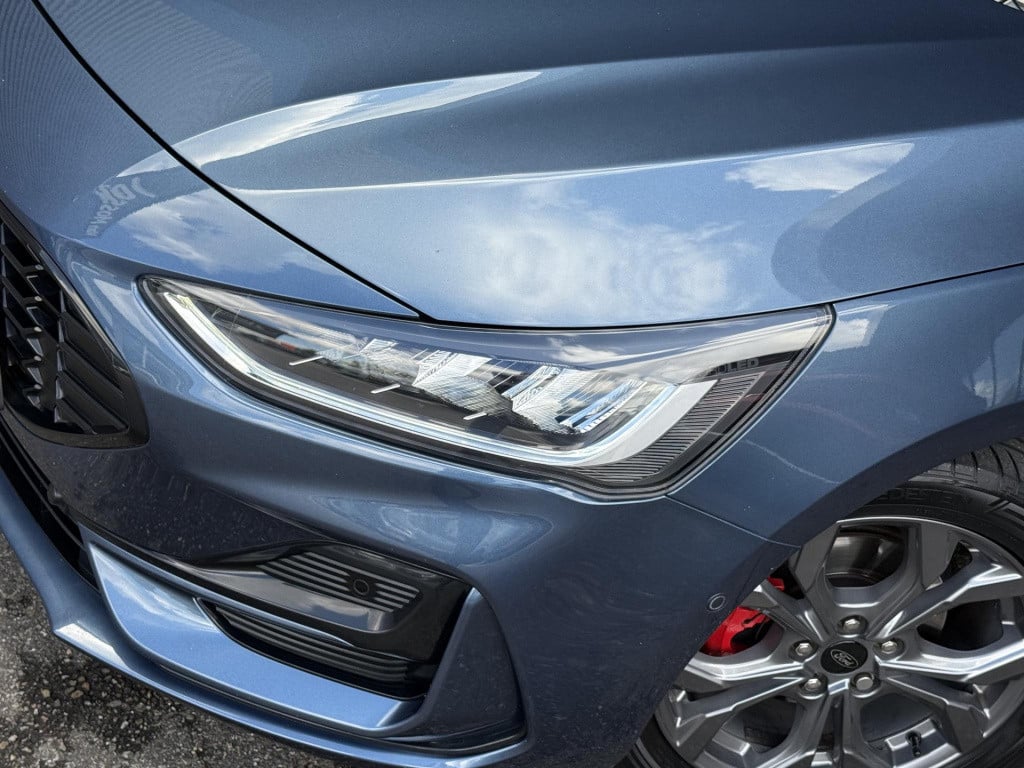 Ford Focus wagon 1.0 ecoboost hybrid st line style 17'' lmv | trekhaak | ke