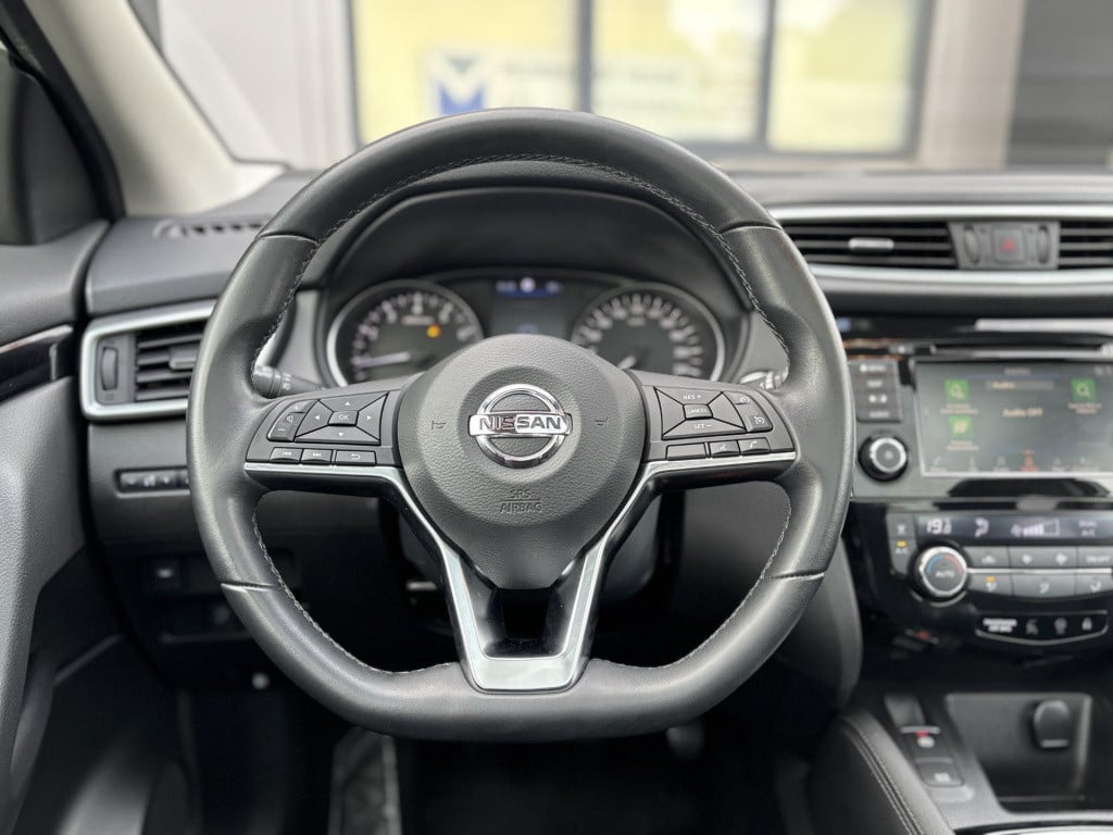 Nissan Qashqai 1.3 dig-t n-connecta design pack | trekhaak | panoramadak | 