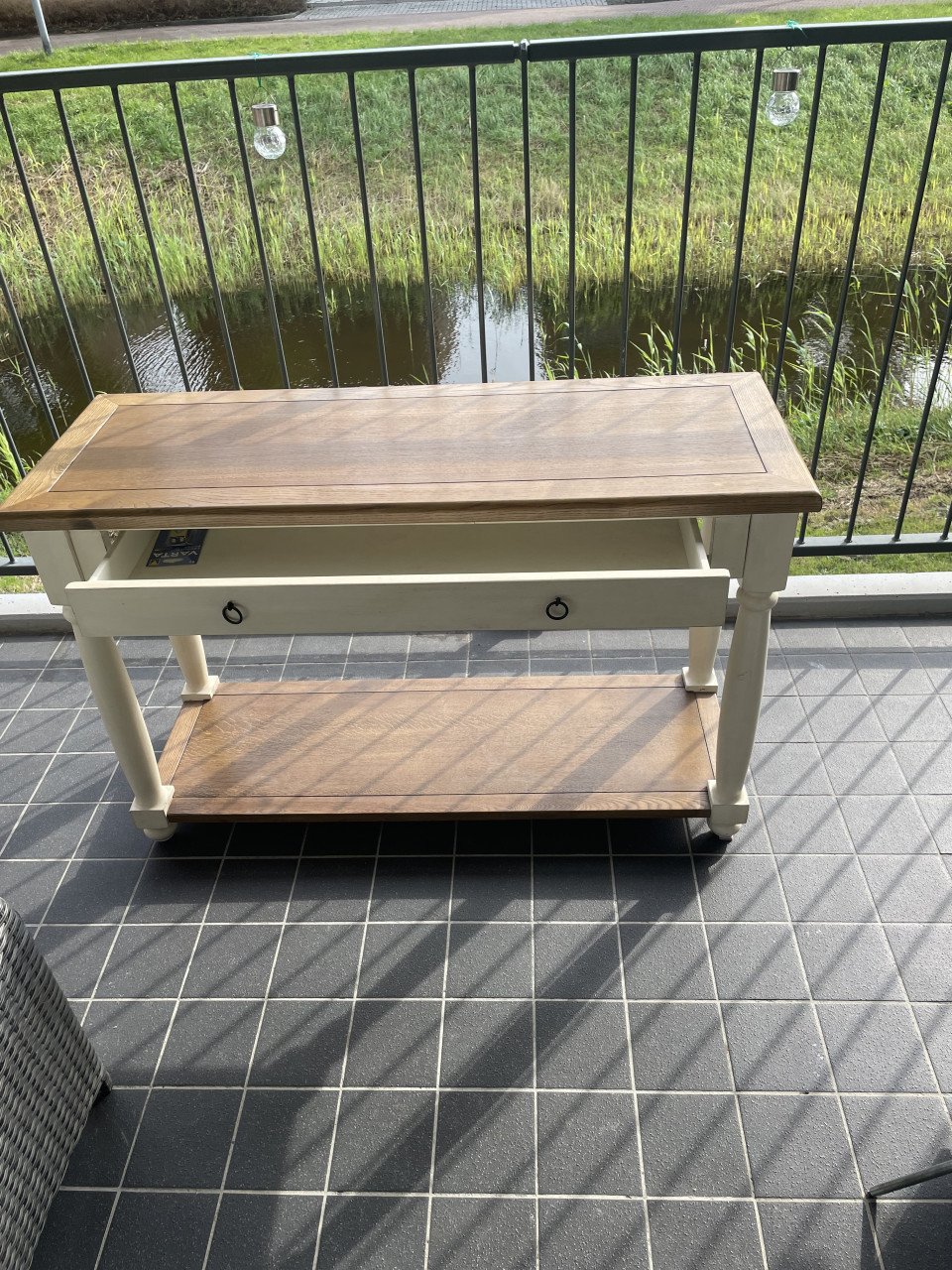 Mooie haltafel /sidetable