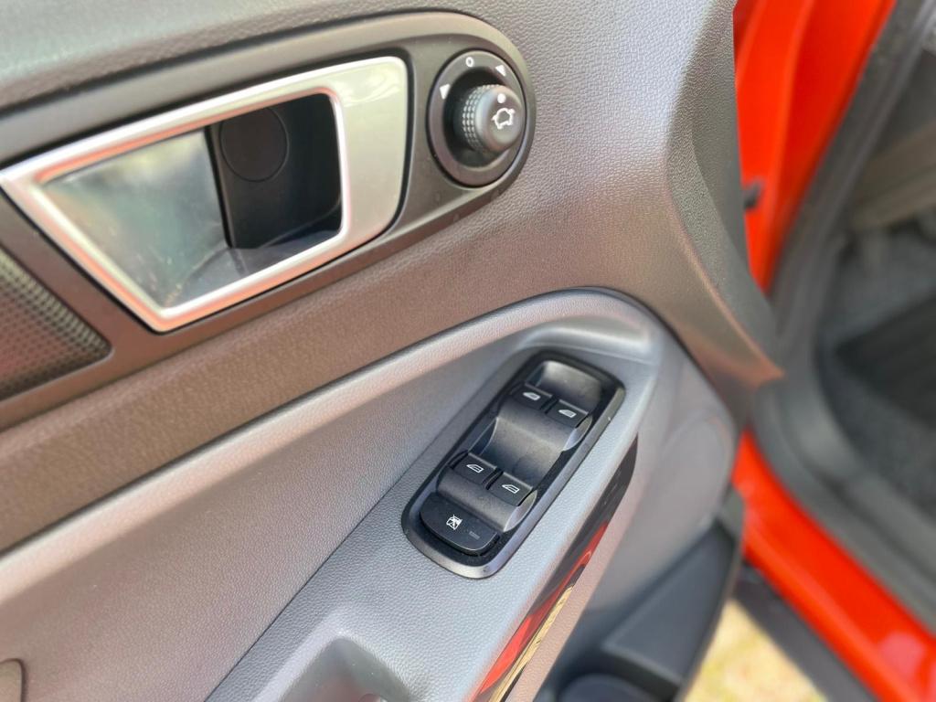 Ford Ecosport 1.0 ecoboost titanium nieuwe distributieriem