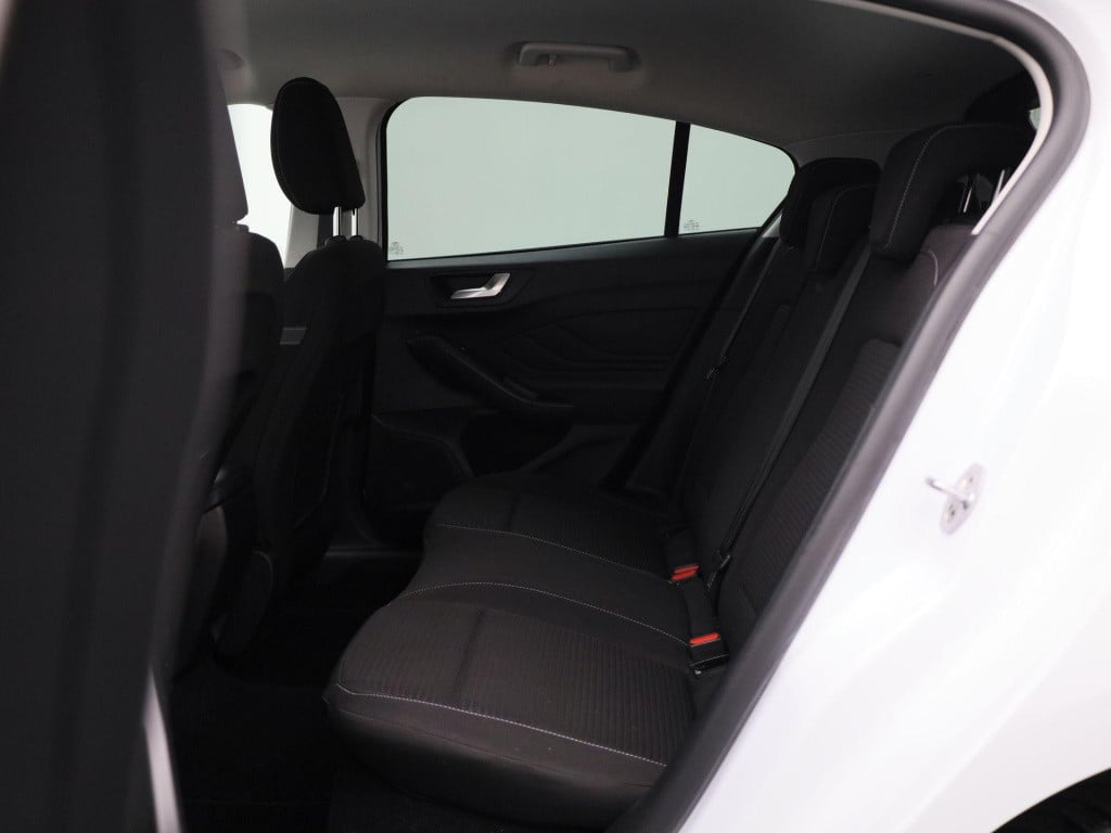 Ford Focus 1.0 ecoboost hybrid titanium style | cruise control | airco | na