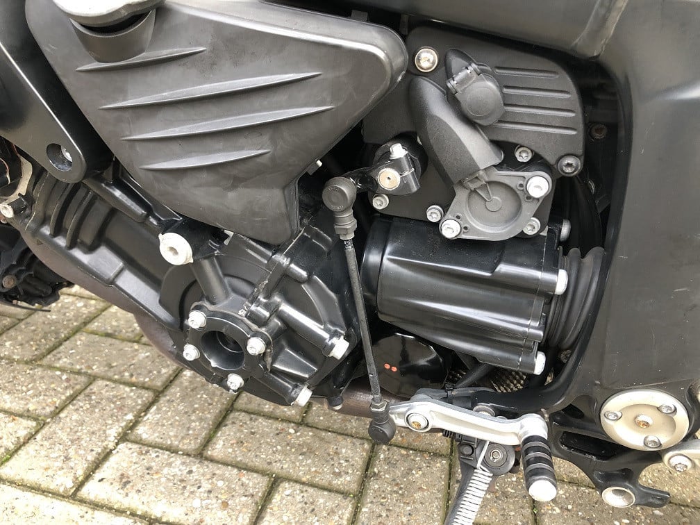 Frisse BMW K1200R met slechts 43 dkm, kofferset, nieuw model ABS, €3995.-