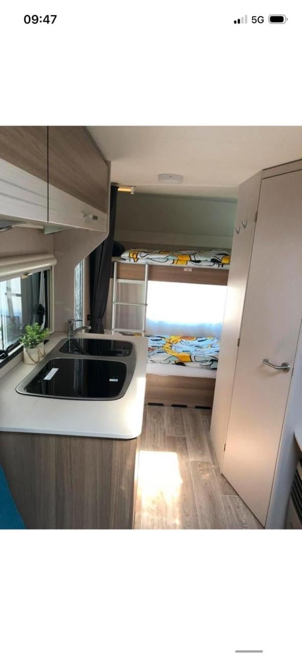 Prima onderhouden caravan (4 seizoenen gebruikt) stapelbed, 6/7 slaapplaats