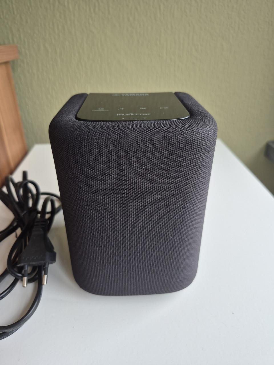 Yamaha WX-010 speaker