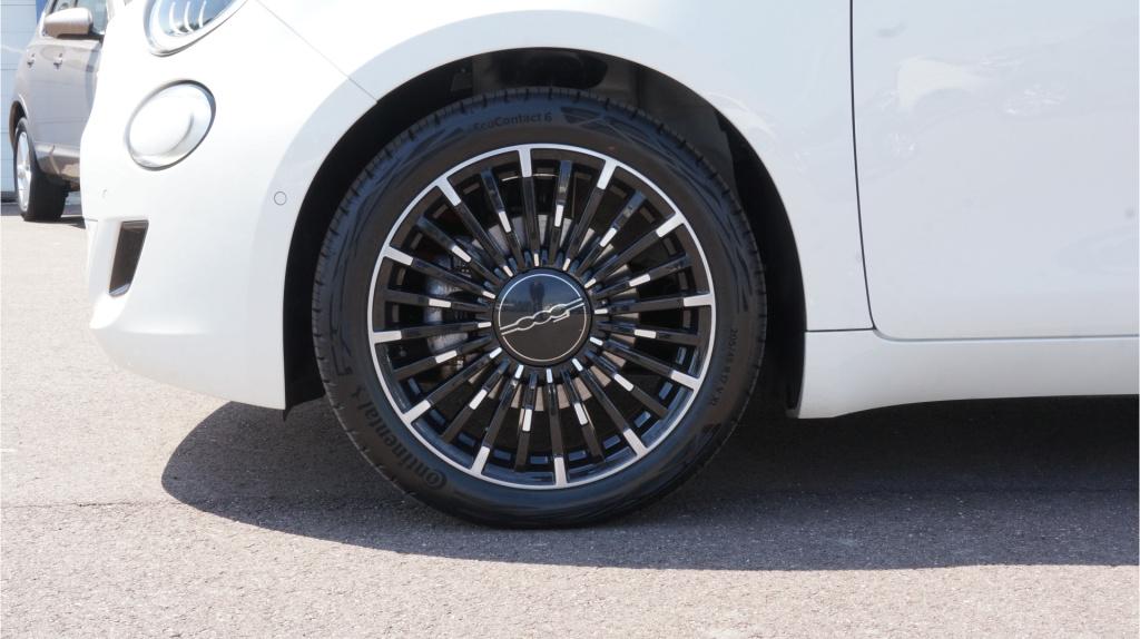 Fiat 500e 3+1 icon 42 kwh 94,3 soh rijklaar incl garantie
