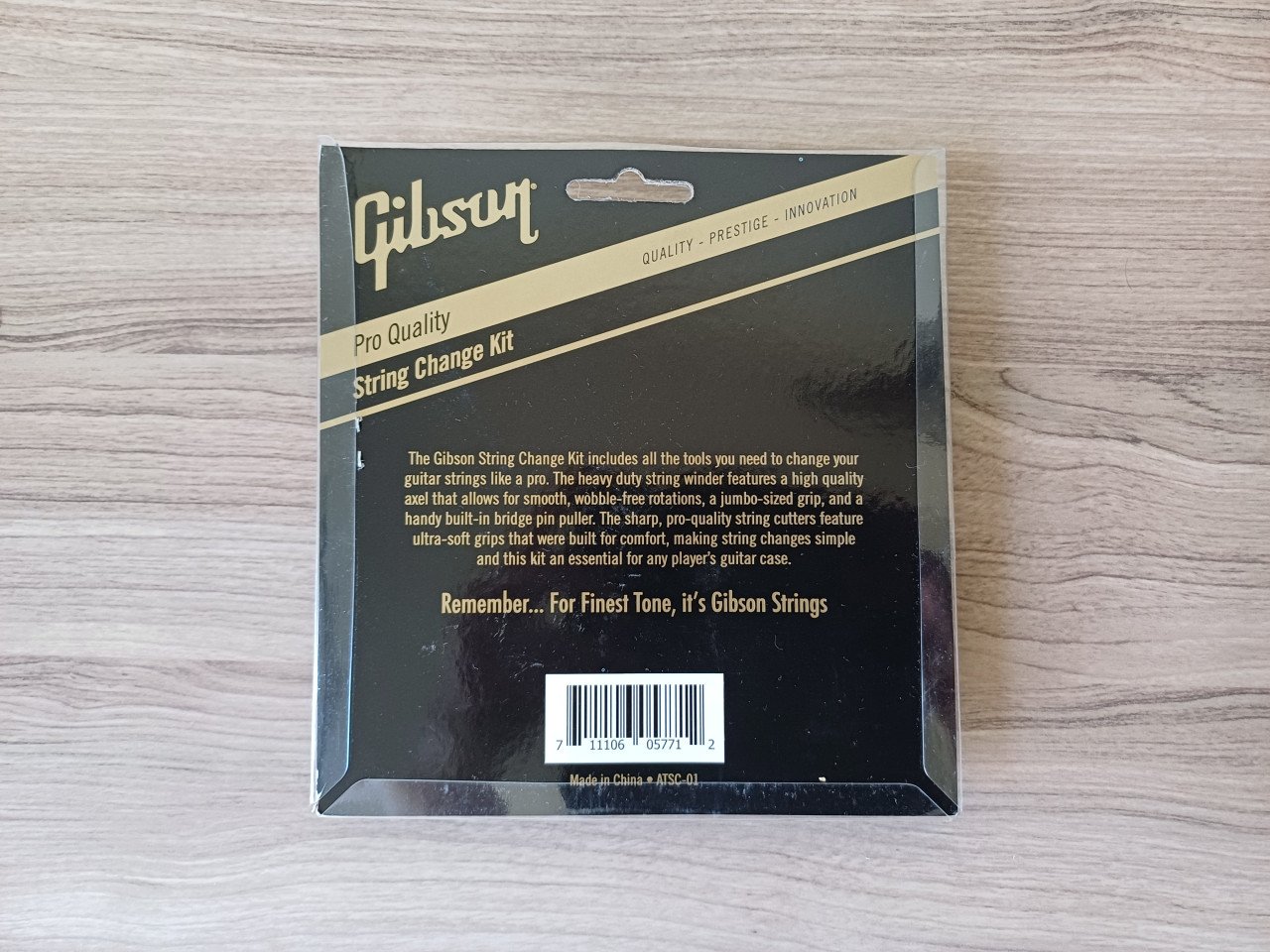 T-shirts en accessoires van gitaarmerken (Fender, Gibson, Epiphone, Yamaha)
