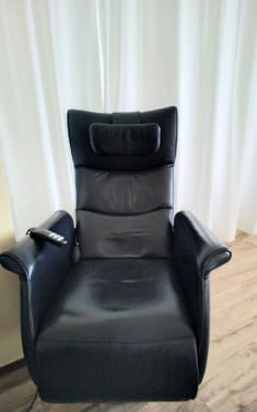 Sta-op stoel Prominent. Ontwerp Frans Molenaar.