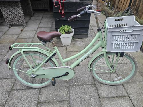 Meisjes fiets 24 inch 6-10 jaar