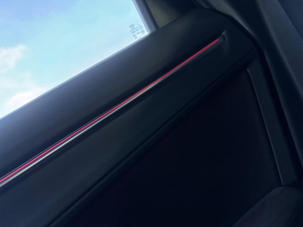 Audi Q3 sportback 35 tfsi s-line * matrix led * camera * black pack * keyle