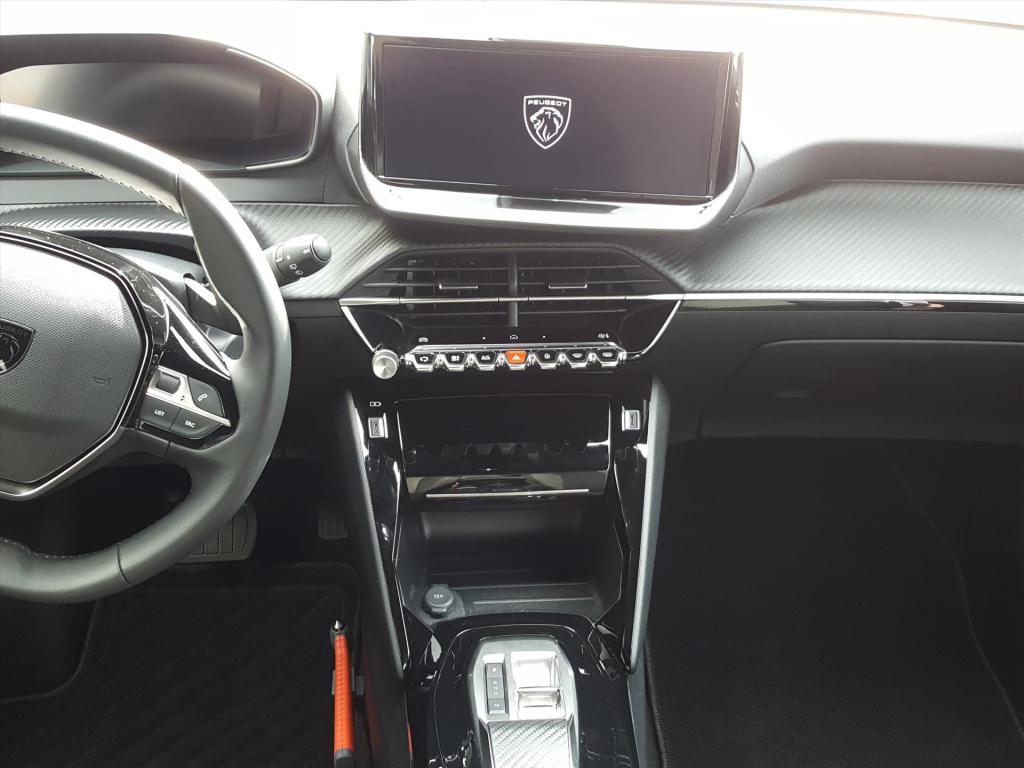 Peugeot 2008 1.2 130pk allure automaat eat8 apple carplay & android auto | 