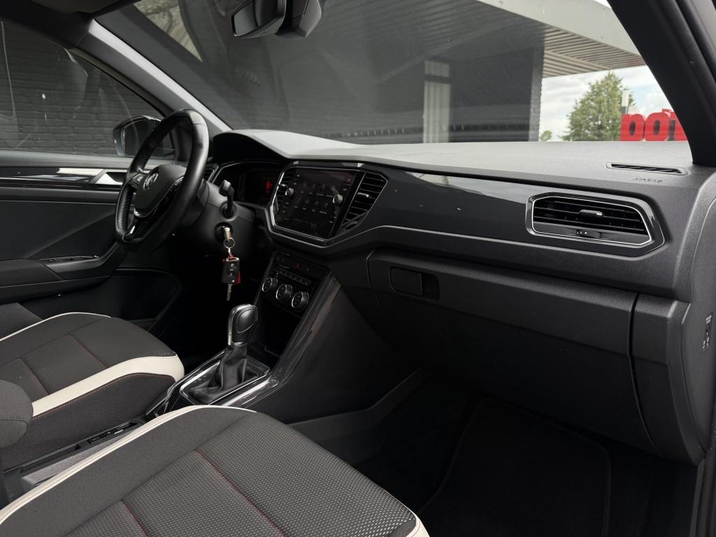 Volkswagen T-roc 1.5 tsi sport