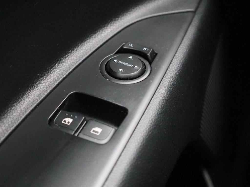 Kia Stonic 1.0 t-gdi mhev dynamicline | apple carplay/ android auto | camer