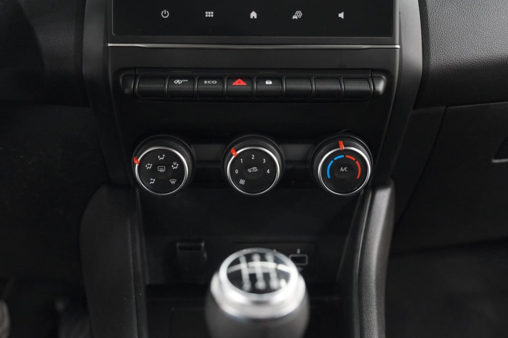Renault Captur tce 100 zen | apple carplay | cruise control | dab+ radio