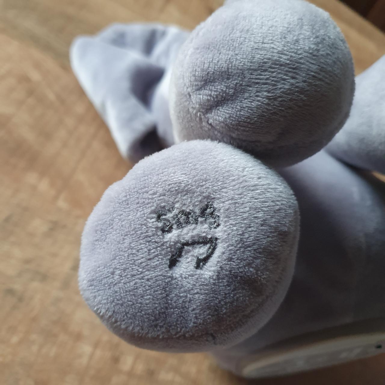 Zingende / Pratende knuffel olifant