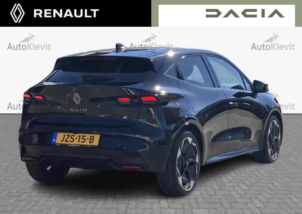 Renault Clio 1.8 hybrid 160 techno - pack winter / safety & parking