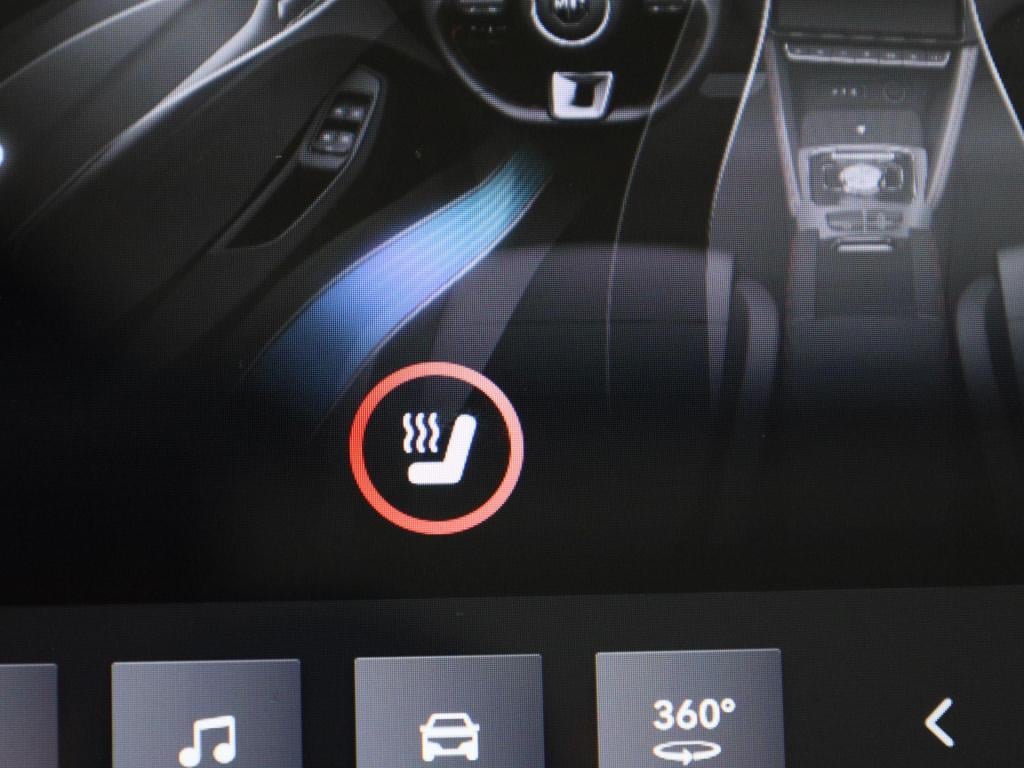 MG Zs Ev long range luxury 70 kwh | automaat | panoramadak | leder | naviga