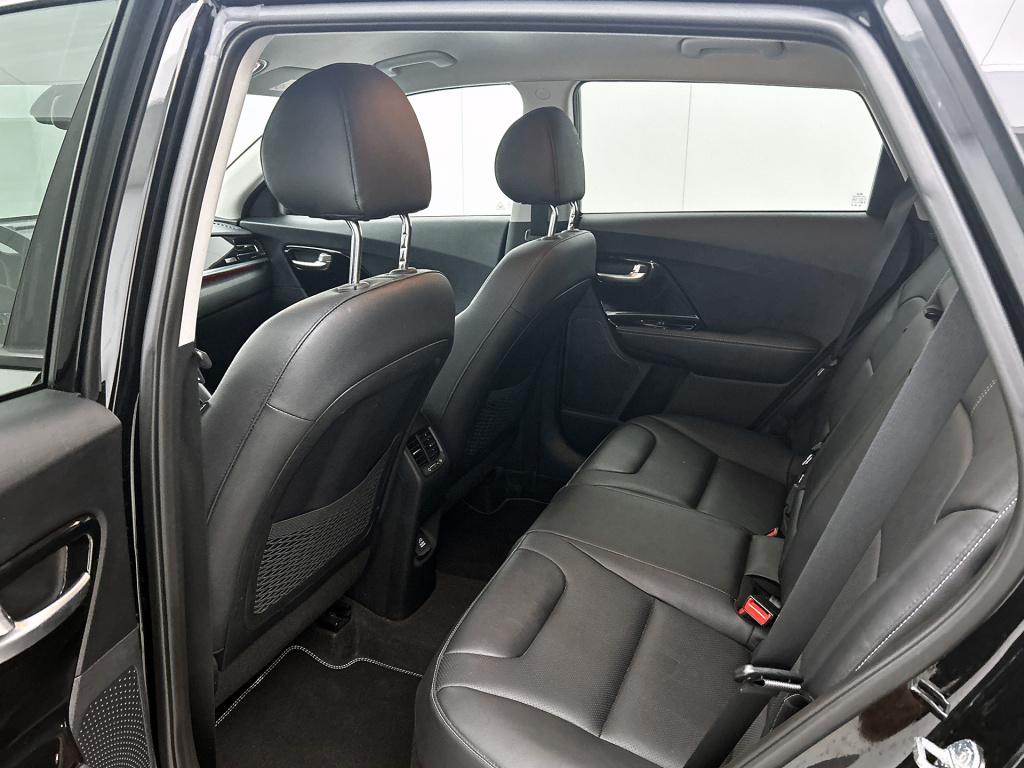 Kia Niro 1.6 gdi plug in hybrid executiveline | leder | camera | jbl sound 