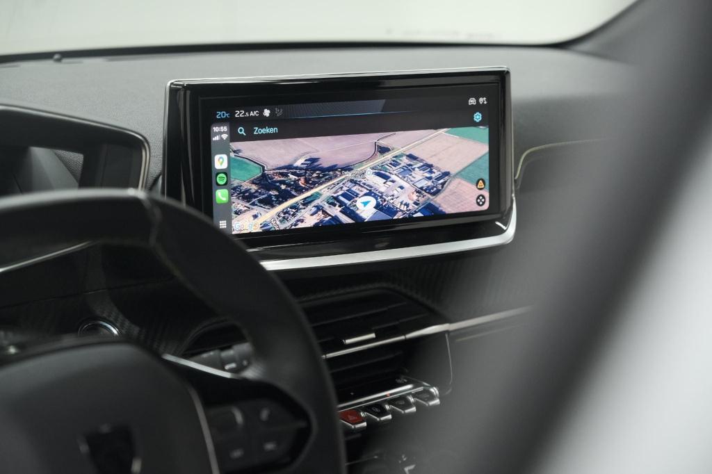 Peugeot 208 puretech 100 gt dark edition | camera | navigatie | apple carpl