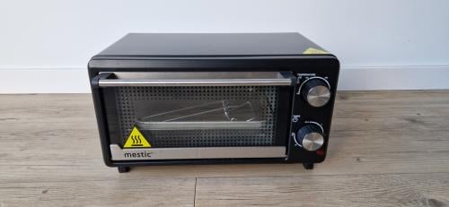 Compacte campingoven Mestic MO-80