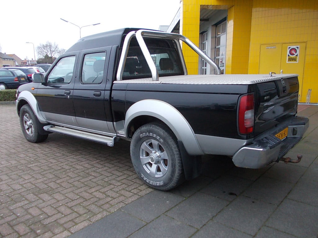 Nissan King-cab pick up (d22) 4x4 double cab 5-pers. (navara)