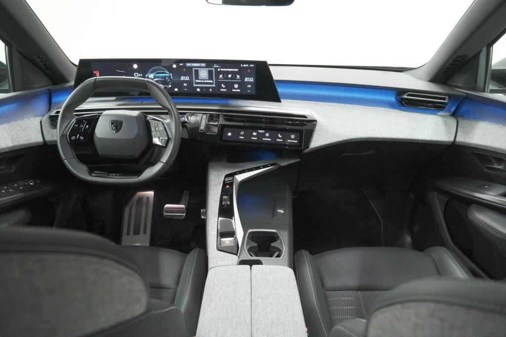 Peugeot 3008 1.2 hybrid 136 gt | elektrische kofferklep | camera | adaptiev